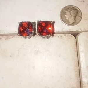 Red stones earrings